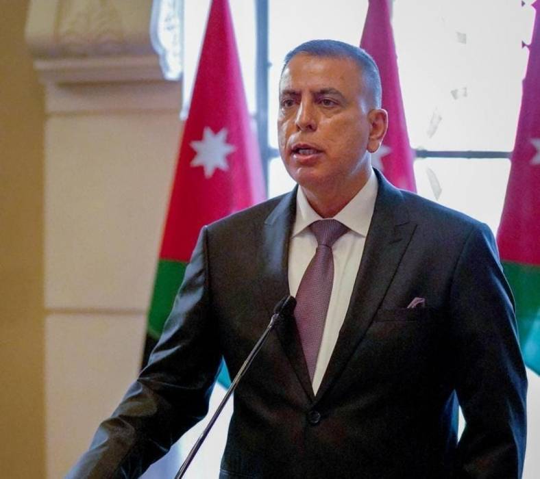 الفرّاية فارس من فرسان الجيش العربي ونجوم السياسيين في سماء الأردن