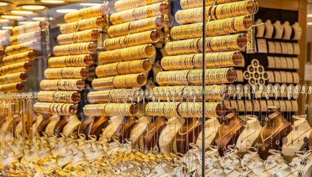 37.8 دينار سعر غرام الذهب عيار 21 محليا