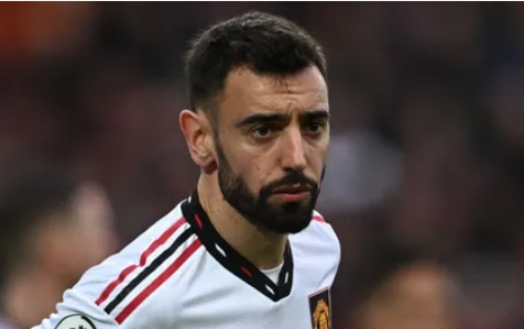 مطالب بإيقاف فيرنانديز بعد واقعة مباراة ليفربول