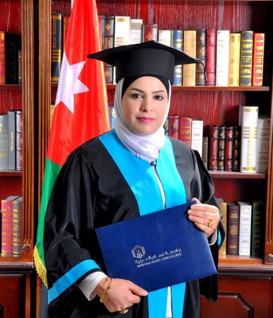 هاشم القضاة يهنئ رفيقة دربه د. دهمة الحجايا