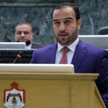 النائب عماد العدوان ينتقد المبررات التي ساقها رئيس الوزراء بخصوص نقل صلاحية منح الاعفاءات الطبية