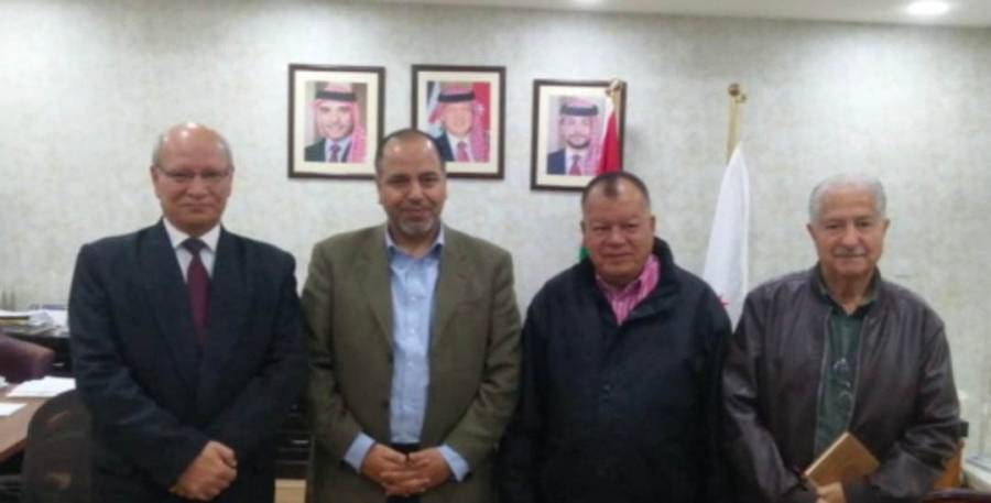 وفد مبادرة مشروعك وطنك يجتمع مع أمين عام وزارة الشباب