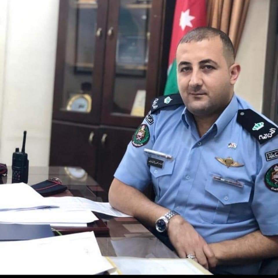 خالد ابو دلو يهنئ الرائد أسامة البشابشه