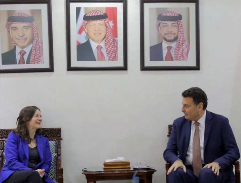 الصفدي يلتقي سفيري الجزائر وبريطانيا