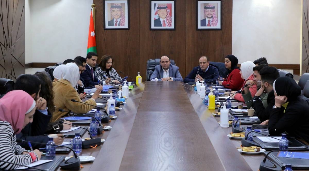العياصرة: غياب الشباب والمرأة عن الحياة السياسية سبب لعدم تطور الحياة البرلمانية