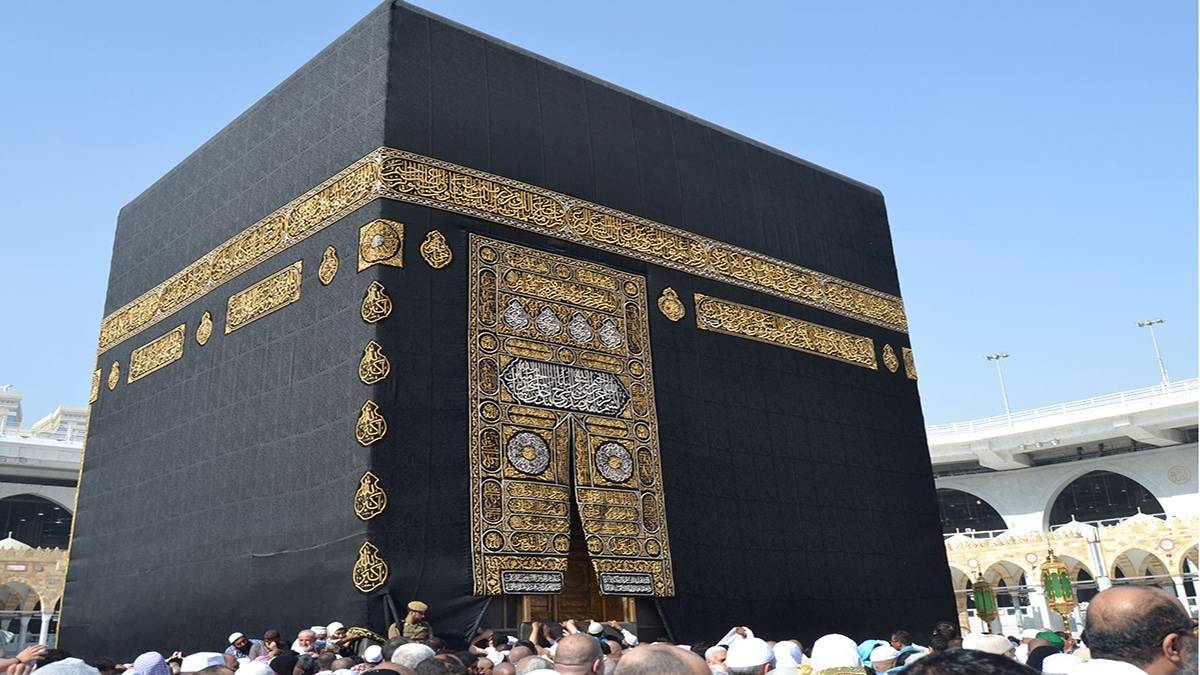 رجاء الحسن تكتب  رحلتي الي العمره