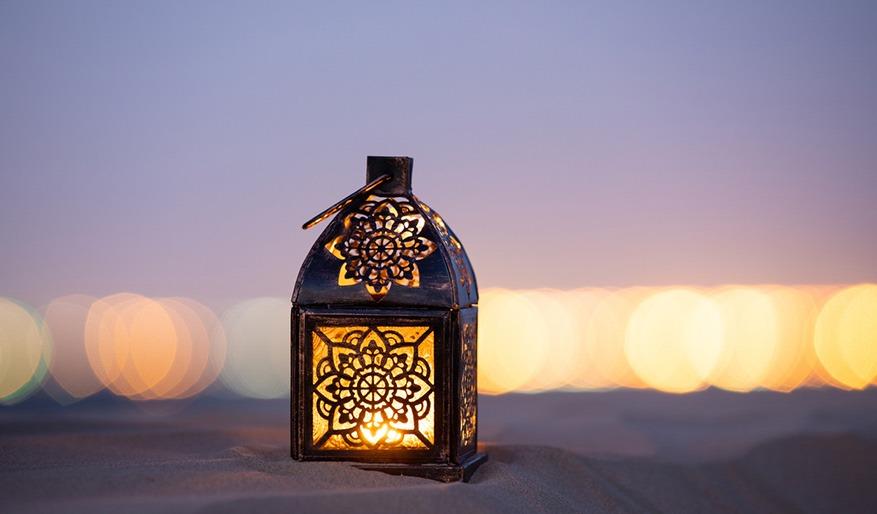 حكم من يصوم رمضان ولكنه لا يصلي