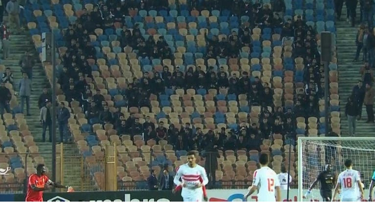 رئيس الزمالك غاضب من إيموجي الجماهير خلال مواجهة المريخ