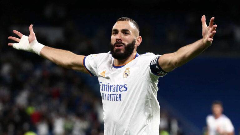 بنزيما... سيوقع مع الاتحاد السعودي
