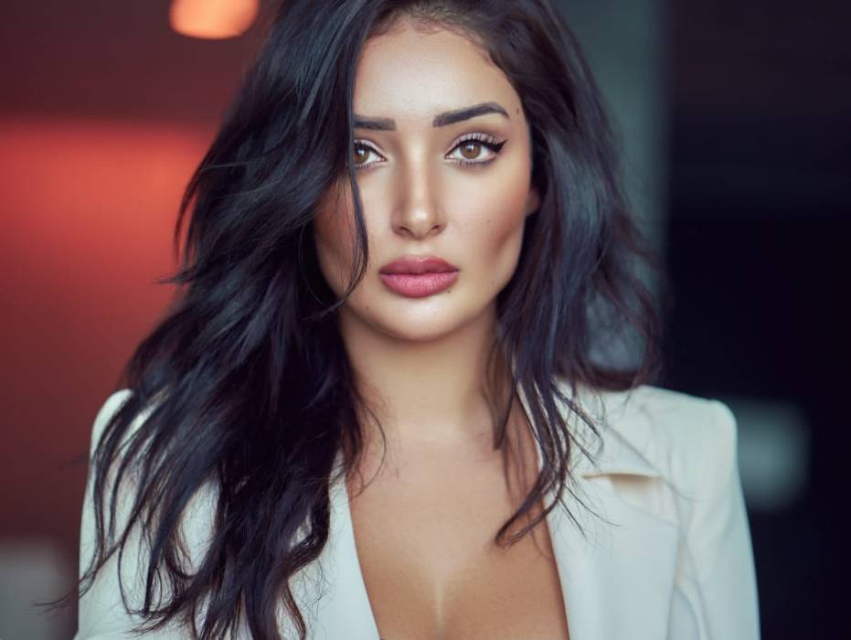 التونسية صابرينا توشك على إنهاء تصوير الأجهر بلبنان... وسعيدة بردود الفعل على مشاهدها  وتشوق جمهورها لمفاجئة الحلقات الأخيرة