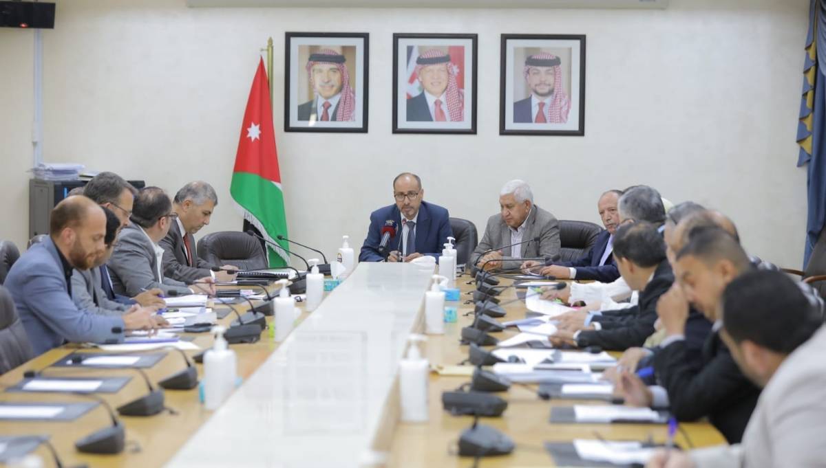 مالية النواب توصي بتحويل ملف التخلص من نفايات أماكن الحجر الصحي إلى القضاء