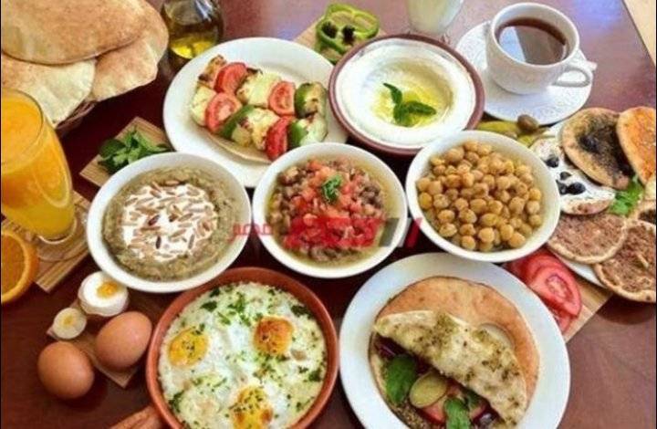 إليكم تفسير حلم الاكل وانا صايمه في المنام