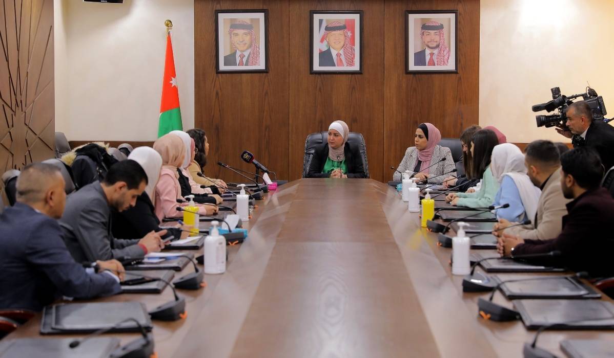 مالية الأعيان تواصل مناقشتها مُعدَّل الشركات