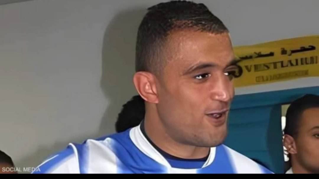وفاة لاعب الكرة التونسي نزار عيساوي بعد إضرامه النار في نفسه... تفاصيل