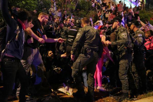 تجدد التظاهرات ضد حكومة نتنياهو للأسبوع الخامس عشر
