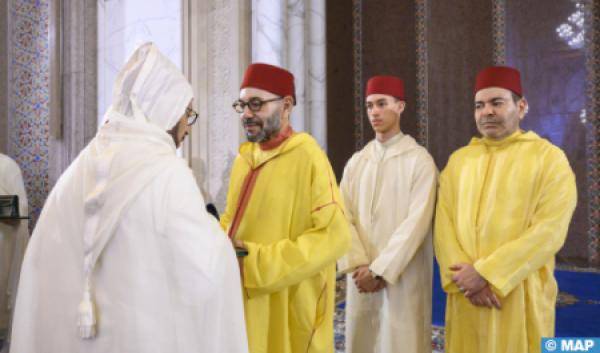 ملك المغرب يترأس حفلا دينيا إحياء لليلة القدر في مسجد الحسن الثاني
