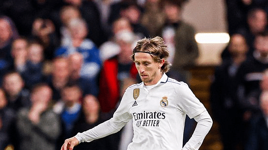 لوكا مودريتش يتلقى عرضاً مغرياً من الدوري السعودي