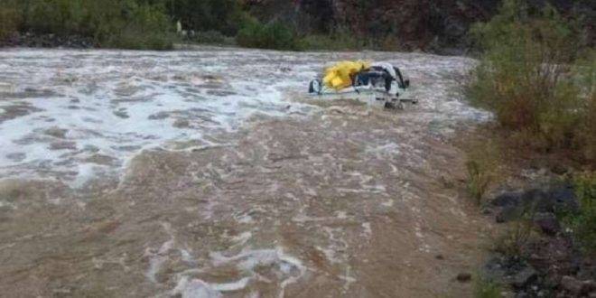 المغرب.. السيول تجرف سيارة وشاحنة شمال البلاد