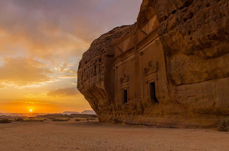 مدينة العلا من أقدم المدن على وجه الأرض...صور