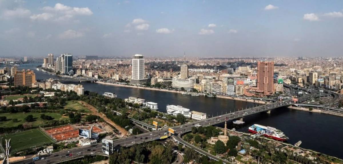 مصر تستأنف العمل بنظام التوقيت الصيفي الجمعة