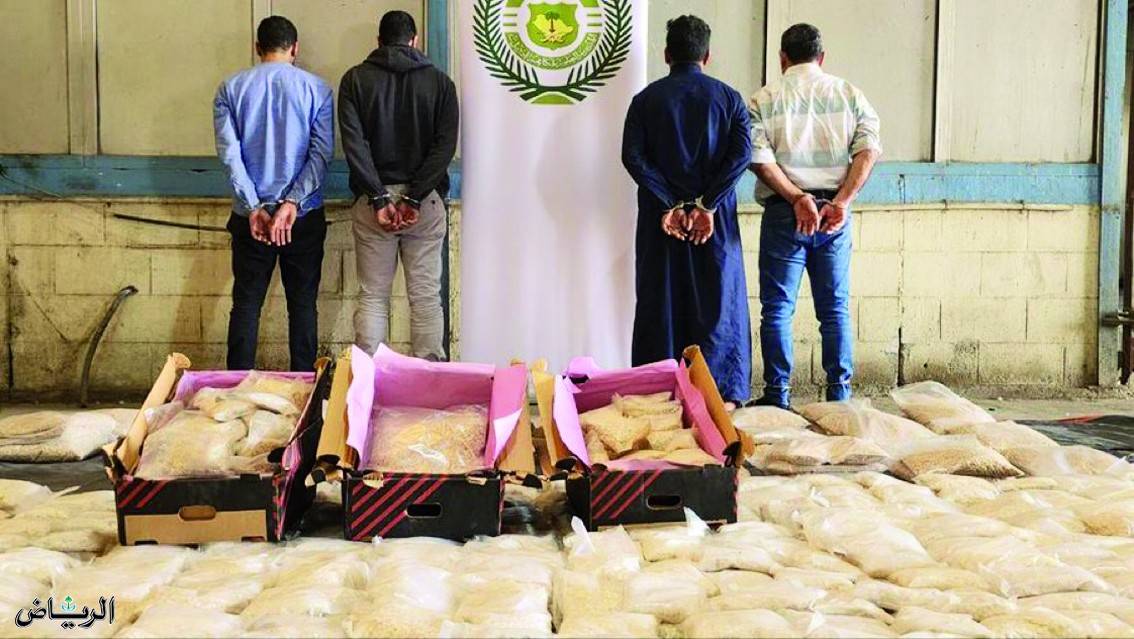 السعودية ..الداخلية تنشر قصصاً بطولية لإحباط محاولات تهريب المخدرات
