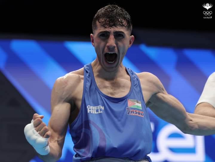لاعب المنتخب الوطني والأمن العام محمد أبو جاجة يسطر انتصارا اردنيا جديدا في بطولة العالم للملاكمة .