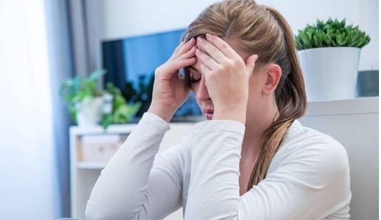 الصداع ينذر بأمراض خطيرة