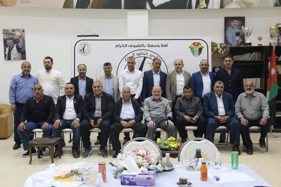 اجتماع أندية الدرجة الأولى في مقر نادي اتحاد الرمثا ...صور