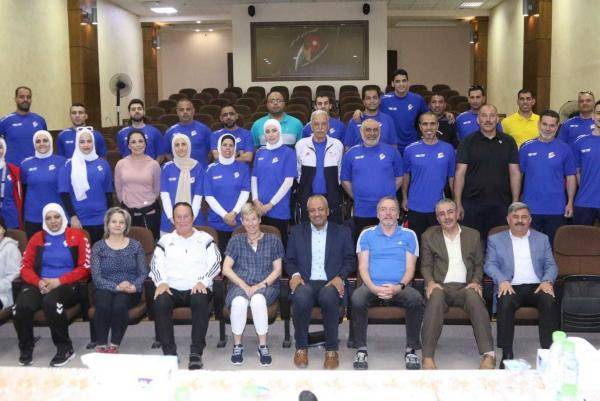 افتتاح دورة التدريب للمستوى الثالث بكرة اليد