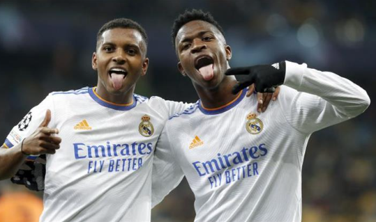 إشادة كبيرة بنجمي ريال مدريد