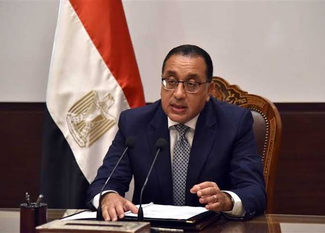 رئيس الوزراء يتابع مشروعات تطوير وإعادة إحياء عدد من المناطق بمحافظة القاهرة