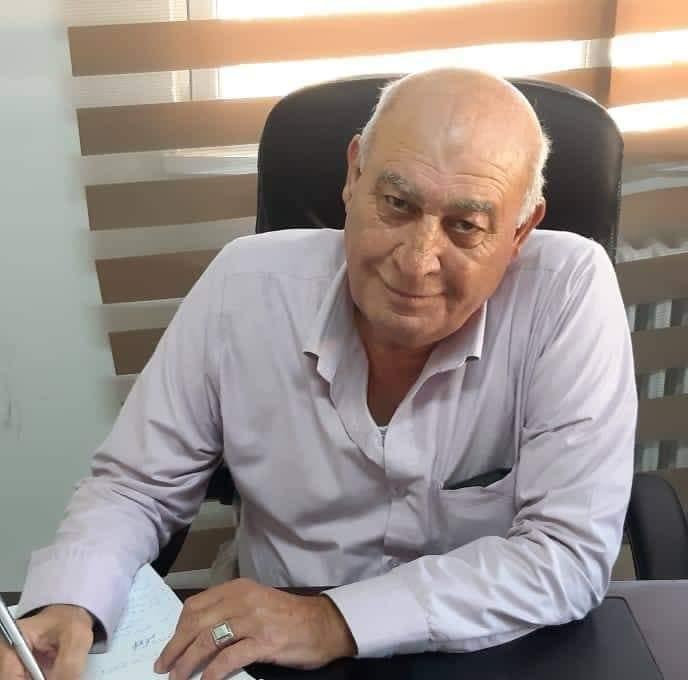 وفاة الروائي محمد عوادين وزوجته بحادث سير