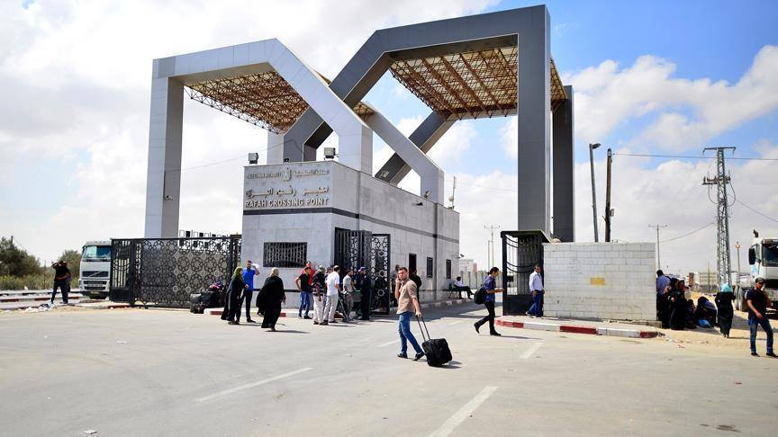 إعادة فتح معابر قطاع غزة غدا