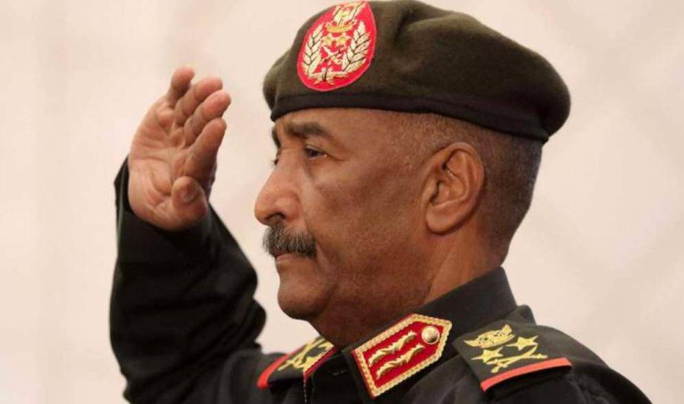 الفريق أول عبدالفتاح برهان يصدر قرارا بإعفاء عنان حامد من منصبه كمدير عام لقوات الشرط