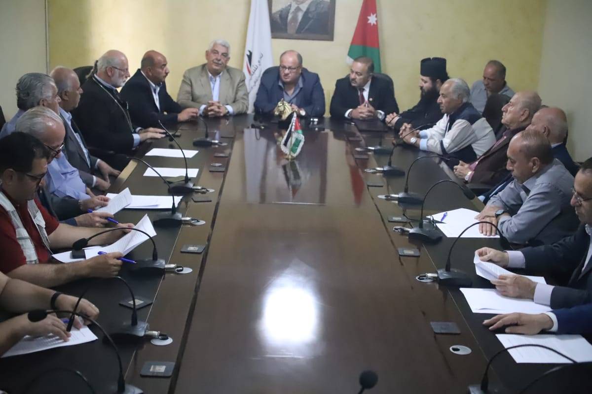 اتفاقية توأمة بين مهرجان الفحيص والمهرجان الأردني الفلسطيني في أميركا