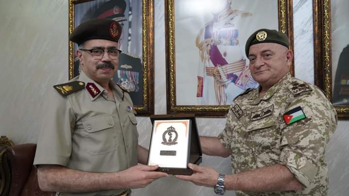 وفد طبي عسكري مصري يزور مديرية الخدمات الطبية الملكية_صور