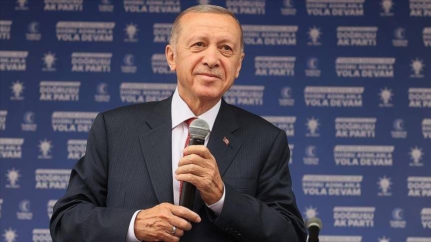 أردوغان يؤكد ثقته بـدعم قوي من الشباب في الجولة الثانية للانتخابات