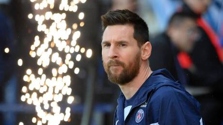 العرض السعودي لميسي يرتفع لراتب خيالي ويصعب المهمة على برشلونة!