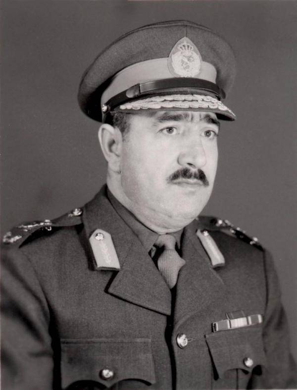 الذكرى الثامنة لرحيل اللواء فهد جرادات