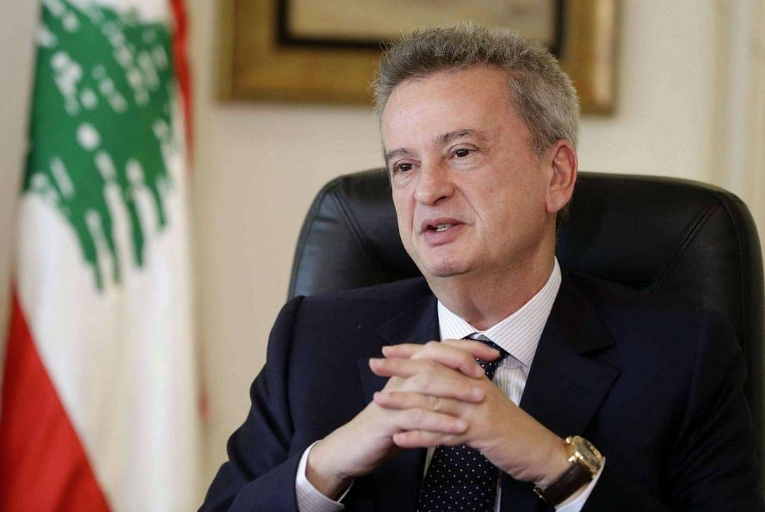 لبنان يتسلم مذكرة اعتقال من الإنتربول بحق رياض سلامة