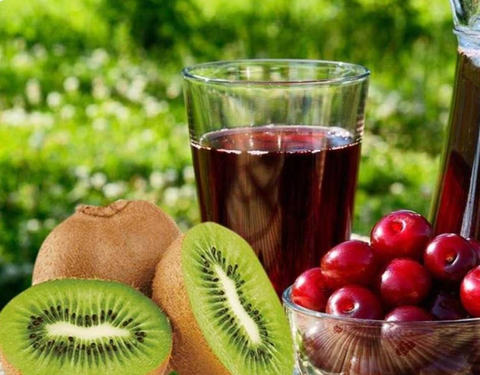 الكيوي وعصير الكرز يحسّنان النوم