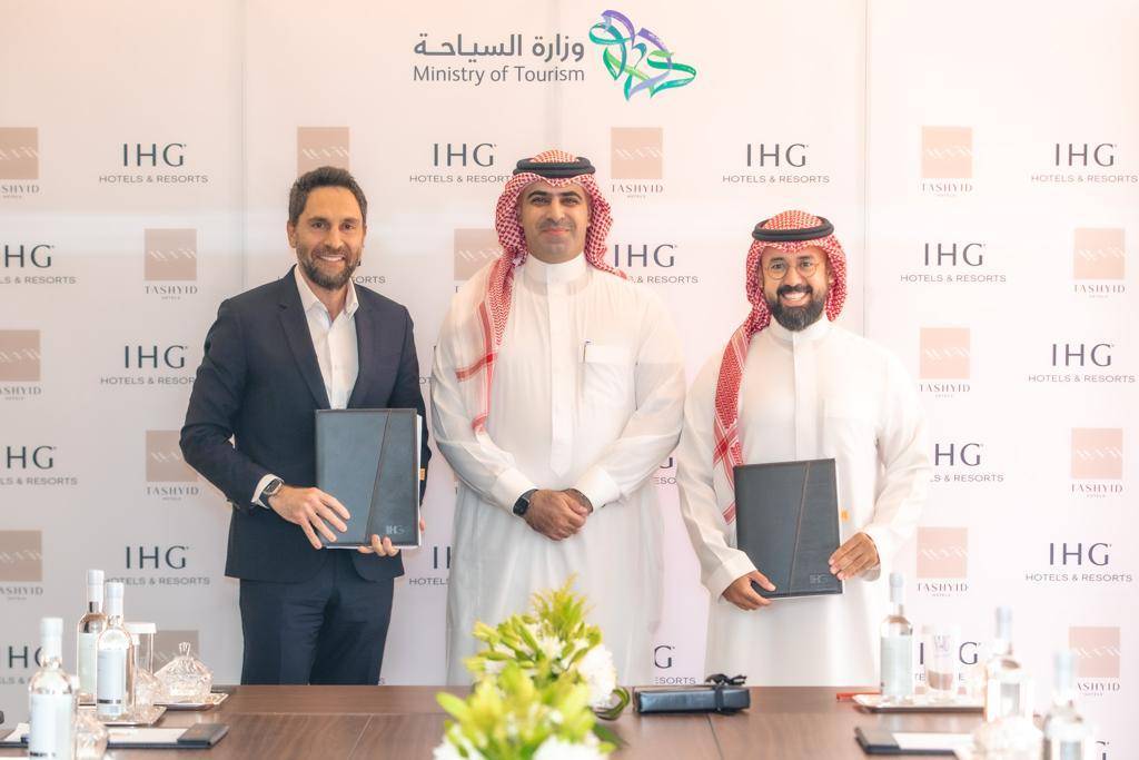 تعزيز  قطاع  السياحة السعودي بـ 12 فندقاً جديداً