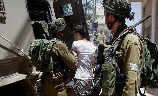 الاحتلال يعتقل 15 فلسطينيا ويهدم منزلا شمال غرب رام الله