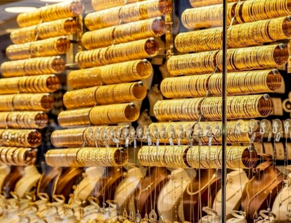 40.4 دينار سعر غرام الذهب عيار 21 محليا