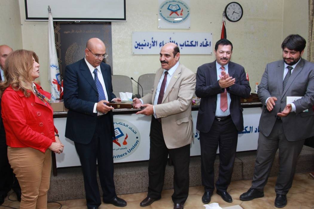 اتحاد الكتاب ينتدي عن الادب الاندلسي واثره الثقافي