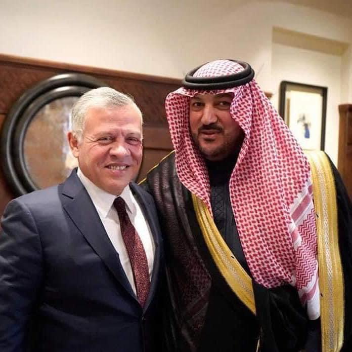 الشيخ عبدالكريم  الحويان يهنئ الملك وولي العهد في عيد الاستقلال 77