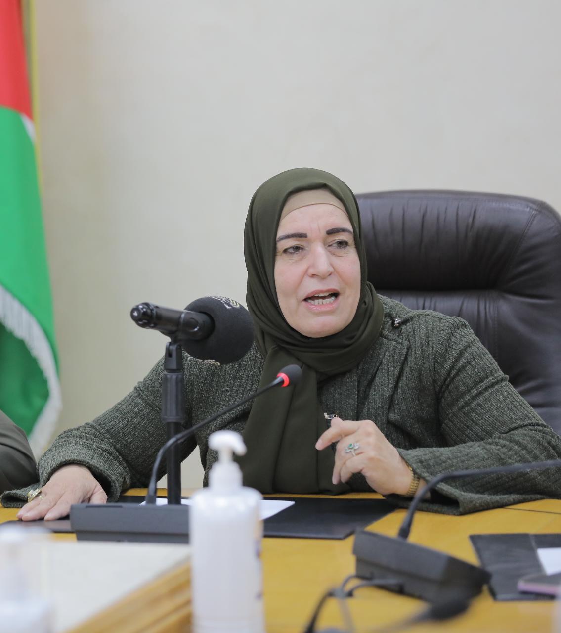 ملتقى البرلمانيات الاردنيات يهنئ الملك بعيد الاستقلال وزفاف ولي العهد