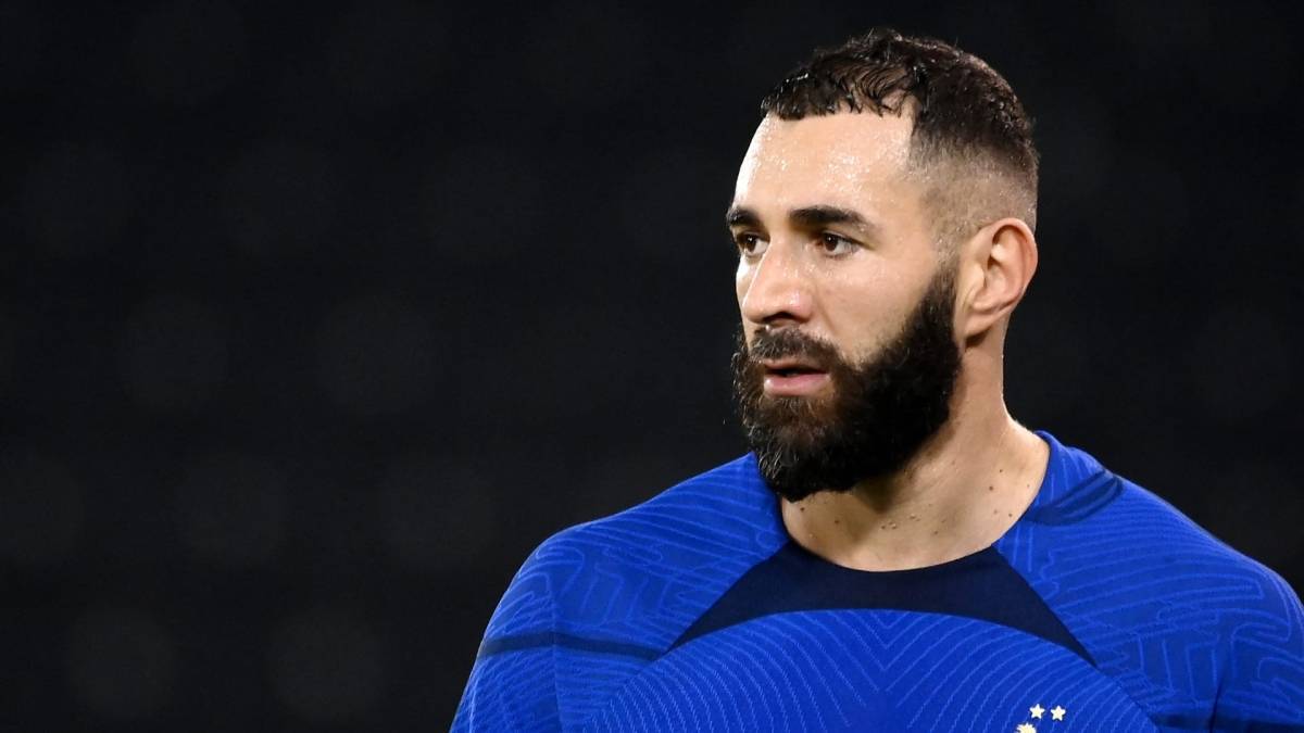 ما حقيقة انتقال كريم بنزيما إلى الاتحاد السعودي؟