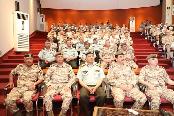 مدير عام الخدمات الطبية الملكية يوجه بتكثيف الجهود الطبية المقدمة للمرضى والمراجعين