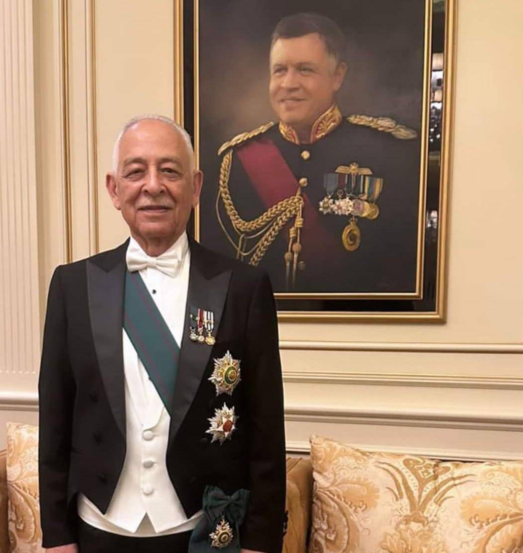 العيسوي .. رجل خطف القلوب والانظار بإتقان المهام الصعبة